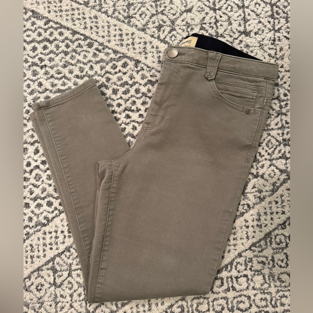 Democracy Women's Lt Olive Skinny Jeans